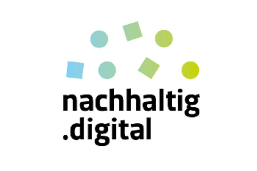 Logo: blaue und grüne Punkte und Quadrate und der Schriftzug nachhaltig.digital